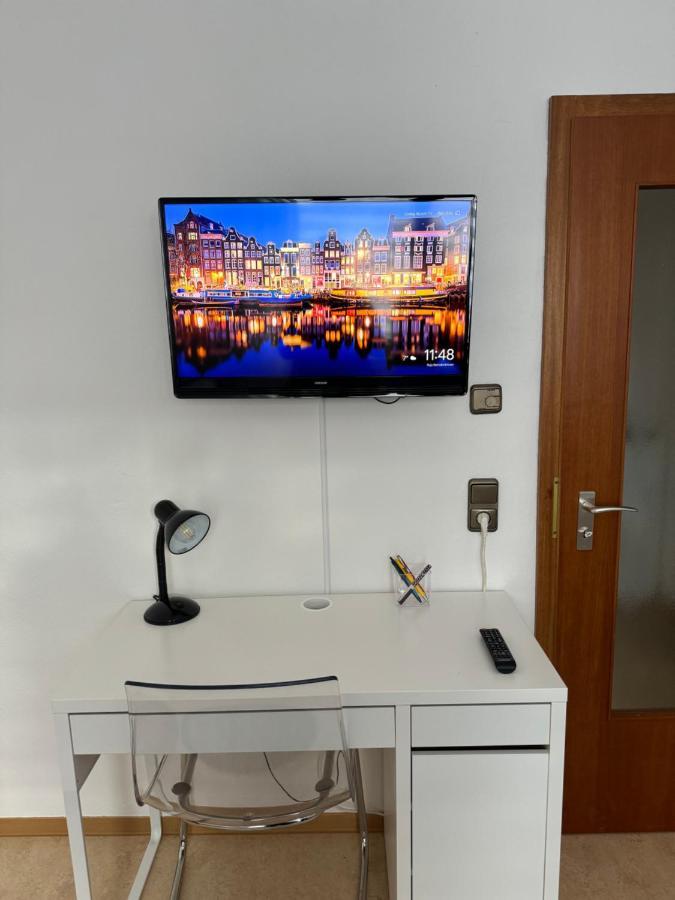 Schoenes, Friedliches Zimmer Apartment Аугсбург Екстериор снимка